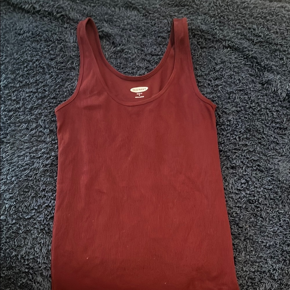 Old Navy Red Fitted Sleeveless Tank Top